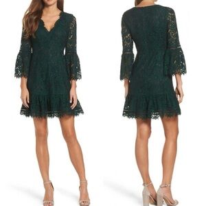Eliza J Women’s Size 4 V-Neck Bell Sleeve Lace Cocktail Dress in Dark Green